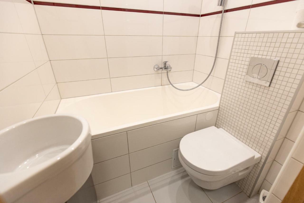 City Center Gauja Apartment Валмієра Екстер'єр фото
